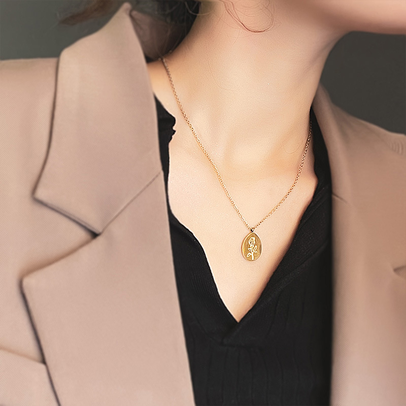 Naszyjniki ze stali nierdzewne – Birth Flower Necklace recenzja i cena